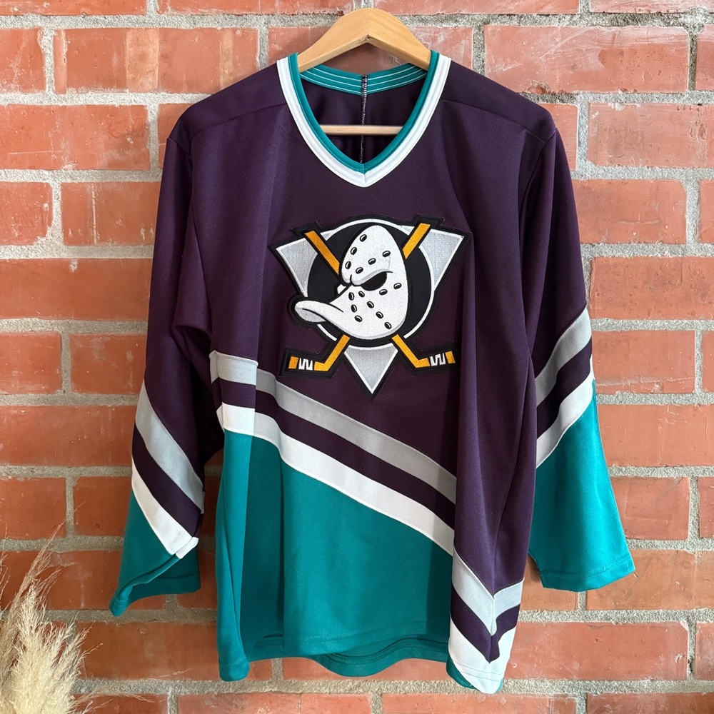 Vintage Mighty Ducks of Anaheim NHL Long Sleeve hockey jersey